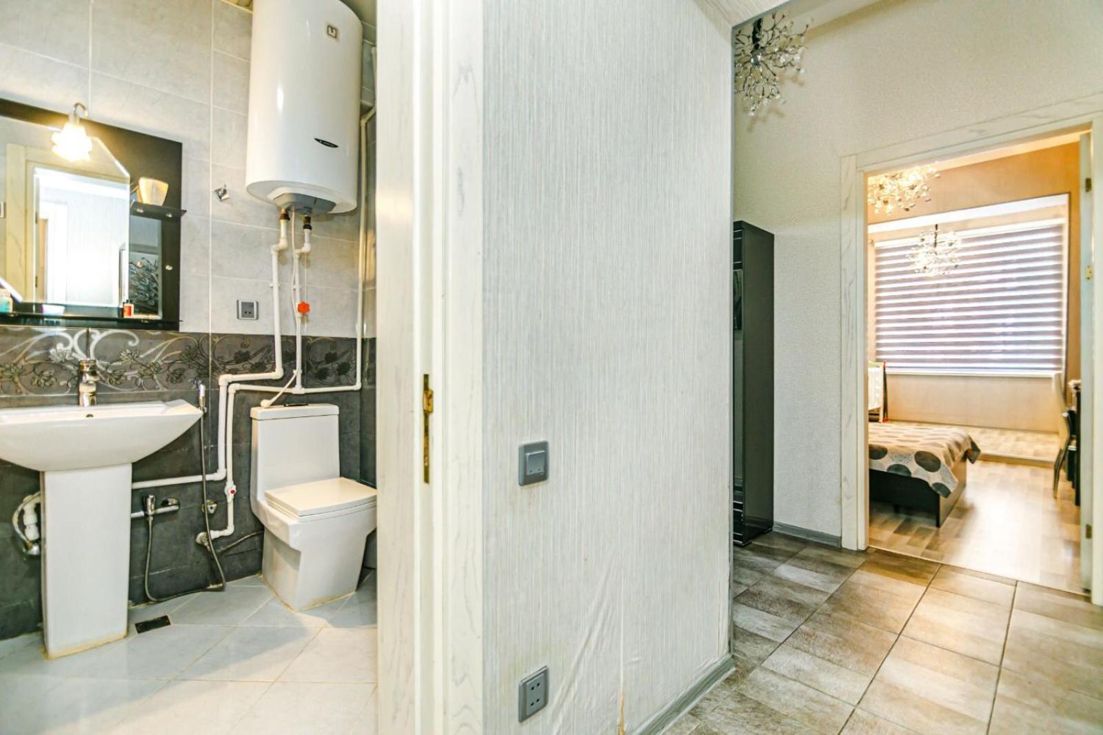 Azneft Square Deluxe Apartment Baku Exterior foto